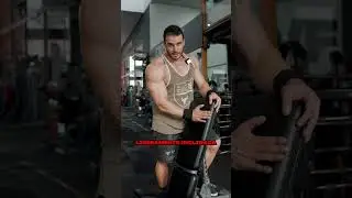 LA RUTINA DE HOMBROS DE CBUM!