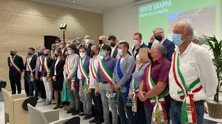 &Egrave; un altro 