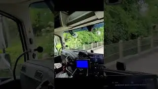 Tight narrow roads in the countryside! 🤓 #hgv #newhgvdriver #trucking #vibing