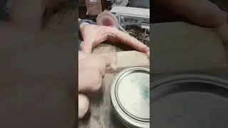 How to wax a knife handle #handmadeknife #diy #woodworking #bladesmithing #beeswax #cuttingboard