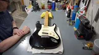 The Washburn Lyon Project Guitar: Part 1 - Disassembly and Cleaning