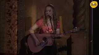 Piper Butcher - Haunting Your Thoughts (Music People live at Civic Theatre Newcastle)
