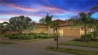 6636 Roma Way, Naples, FL Presented by Rebecca Geiger.