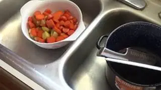 PeePaw McDonald Shows Us How to Cook a Good Beef Stew