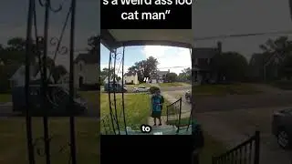 Weird Looking Cat🤣