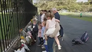 Australians pay respects to Queen Elizabeth II