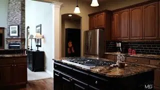 729 W Bankside Dr., Eagle | 4 Bedrooms | 4 Bathrooms | 5,019 SQ FT