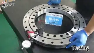 RU445 crossed roller bearing