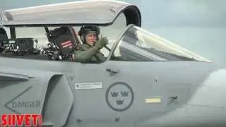 JAS 39 Gripen solo show - Turku Airshow 2015