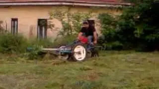 Il tagliaerbe BUMBA