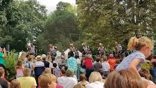 Ama Zebra (Afrique du Sud, Folklores du Monde, Saint-Malo, Parc des ch&ecirc;nes, 09/07/23)