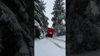 НИКАКИХ ПРЕПЯТСТВИЙ С UNIMOG CARAVAN ❄️🚚