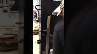 Solo forcible entry with Halligan maxximus & Dforce Wedge