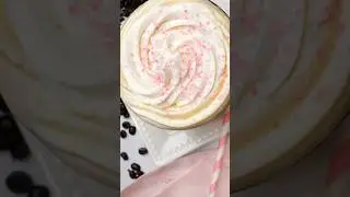 Pink Coffee Recipe 🌸 Creamy Strawberry Coffee #coffee #pink #valentinesday #strawberry #cocktails