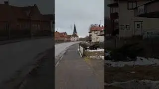 Klockringning i &Ouml;stra Broby kyrka.