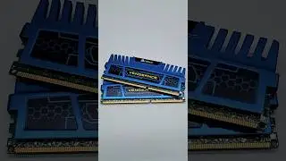 Пара оперативної пам'яті Corsair Vengeance DDR3 16Gb (2x8Gb) 1600MHz 2R8 CL10 CMZ16GX3M2A1600C10B
