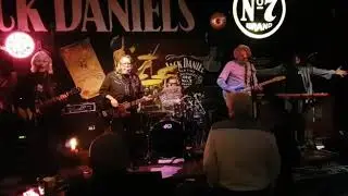Siysi A in der Harley Garage Wallau 29.12.2018