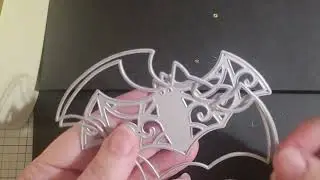 Shaker Bat Cake Toppers