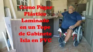 Cómo Pegar Plástico Laminado en un Tope de Isla en PVC