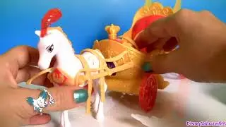 Sofia the First Royal Coach Musical Playset with Pegasus & Princess Amber & Royal Family Carriage