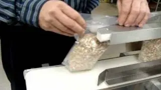 VCBS38_ LOADING GRANOLA ZIPPER BAG.wmv