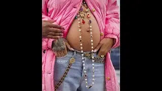 Rihanna announces Pregnancy 🤰#shorts #youtubeshort