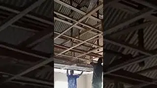 Установка потолка Living Pop. Начало