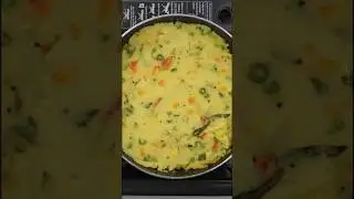 Restaurant Style Breakfast in 10 mins | Rava Kichadi Recipe #ravakichadi #soojikichadi #breakast