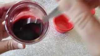 Making ink out of berries