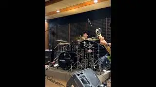 Setelah ditinggal drummer Winaldy Senna, 510 latihan bersama Ray Prasetya, menurut kamu?