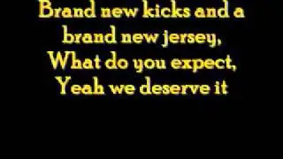 And The Crowd Goes- Lemonade Mouth (Lyrics)
