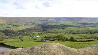 Time Lapse of the Calder Valley from Great Rock near Blackshawhead on 1st May 2017