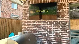 Лучший телевизор для вашего патио! Полная установка в кирпичную стену. Уличный телевизор Sunbrite...