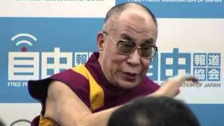 Le Dala&iuml; Lama &agrave; Tokyo, commente la situation au Tibet