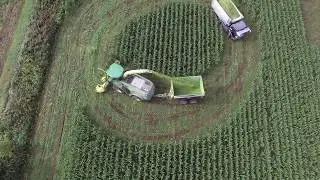 john deere 8700i Phantom３SE Dent corn field shooting