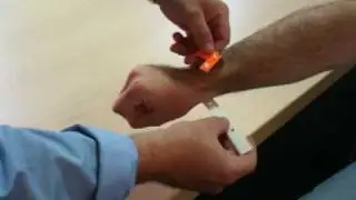 How to use our plastic event wristbands - Eventwristbands.com
