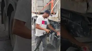 ESSE &Eacute; DOIDO BEBEU &Oacute;LEO DIESEL