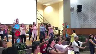 Flashmob| Glyssa Perez with PFBC patients during PinkaSuso 2018