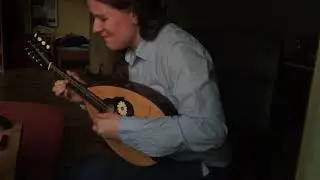 Ponemeni kardia on mandolin - &Pi;&omicron;&nu;&epsilon;&mu;έ&nu;&eta; &Kappa;&alpha;&rho;&delta;&iota;ά &mu;&epsilon; &mu;&alpha;&nu;&tau;&omicron;&lambda;ί&nu;&omicron;