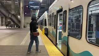 Sound Transit Link Light Rail Late Morning Rush Action @ Roosevelt 5/8/22