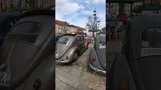 Нашествие жуков 🚙🐞✨на городской площади Траунштайна!