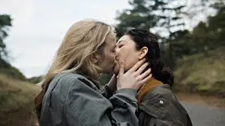 Eve and Villanelle kiss | Killing Eve | 4x08