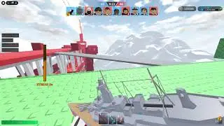 Using The New Battleship (Modified) In Weird Gun Game Roblox!