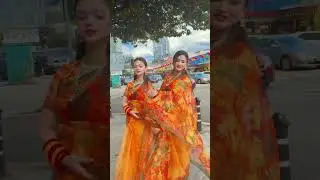মালোশিয়াতে শাড়িতে আমরা। শাড়ি: Pop's Collection's