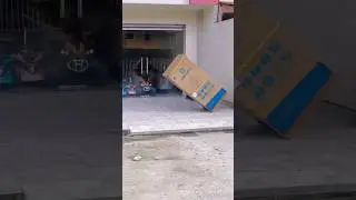 Box Prank on Cute girle 😂😍 #shorts #shortsfeed #funny #views #viral