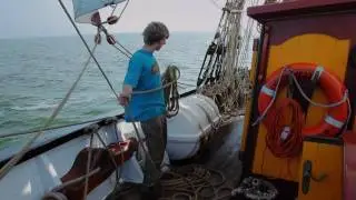 Square rigged sailing with Tres Hombres