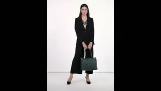 Women Green Messenger Bag - Extra Spacious