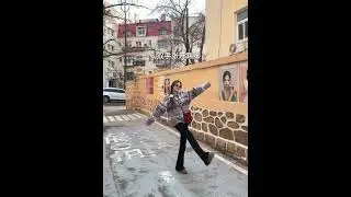 Master the Universal Street Photo Pose - Learn Now! PhotoPoses OOTD