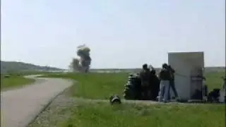 Tank vs Missile WWW.BESTLANDS.COM (Worldwide Free Dating,Jobs & Real Estate)