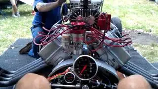 Blown alcohol funnycar warmup